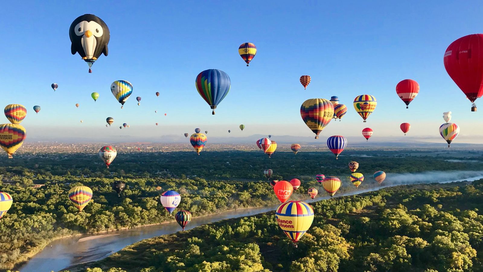 Rondreis Amerika, Albuquerque, Kleurrijke Luchtballonnen In De Lucht