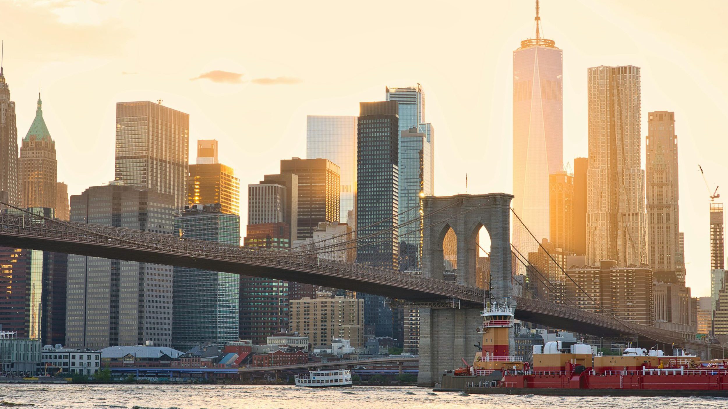 Rondreis Amerika, New York City, Skyline met zon
