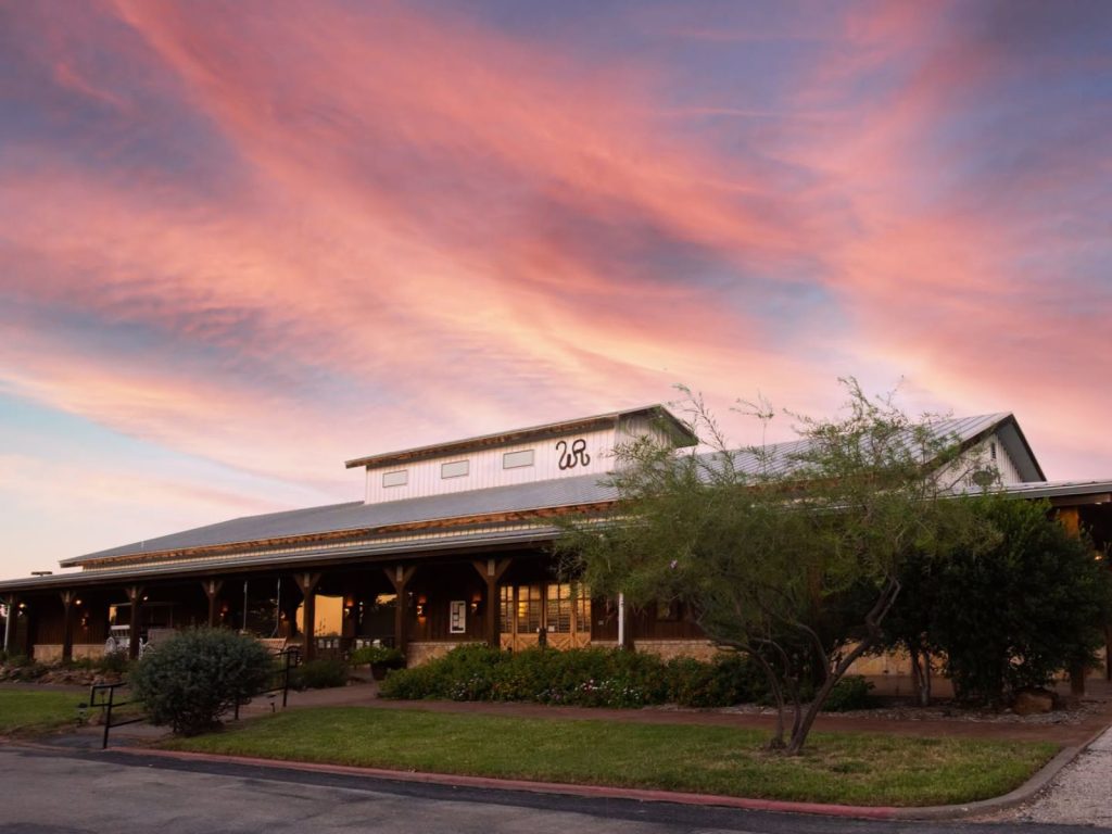 Rondreis Amerika, Graham, Wildcatter Ranch and Resort, vooraanzicht accommodatie