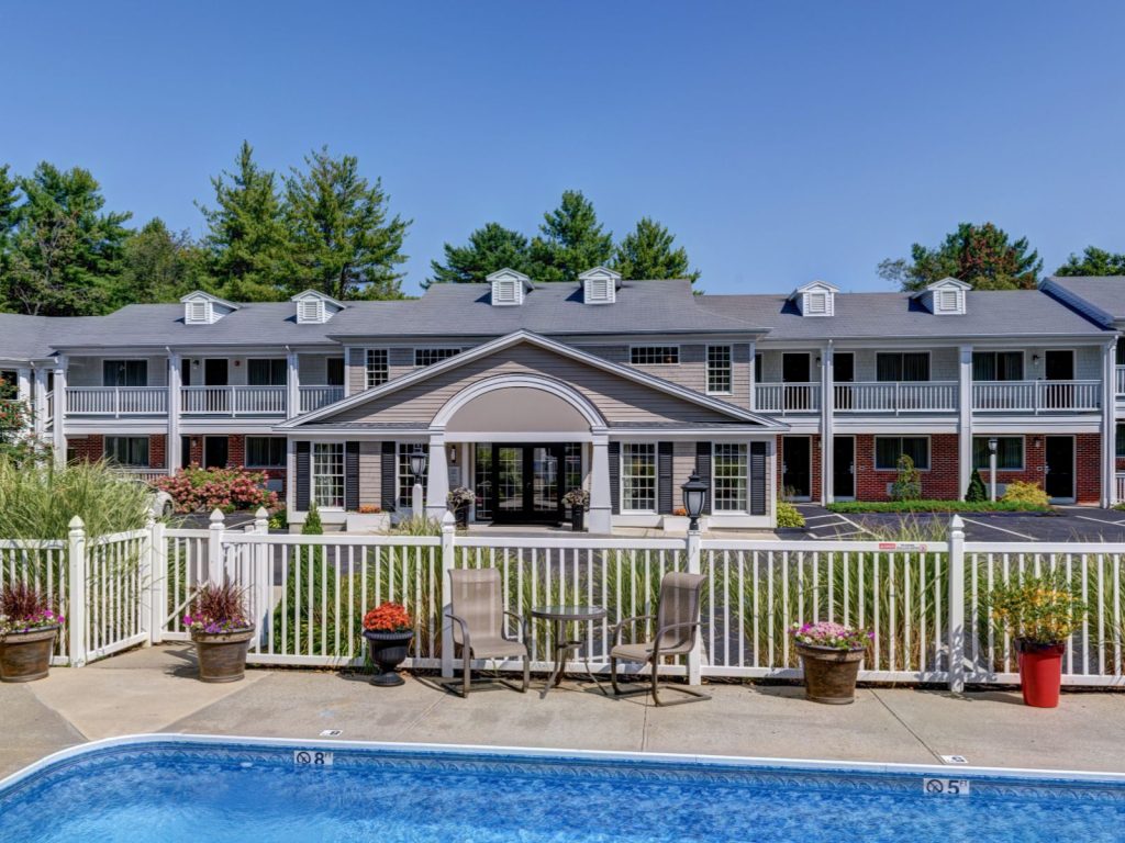 Rondreis Amerika, Kennebunkport, Port Inn & Suites Kennebunk, vooraanzicht accommodatie