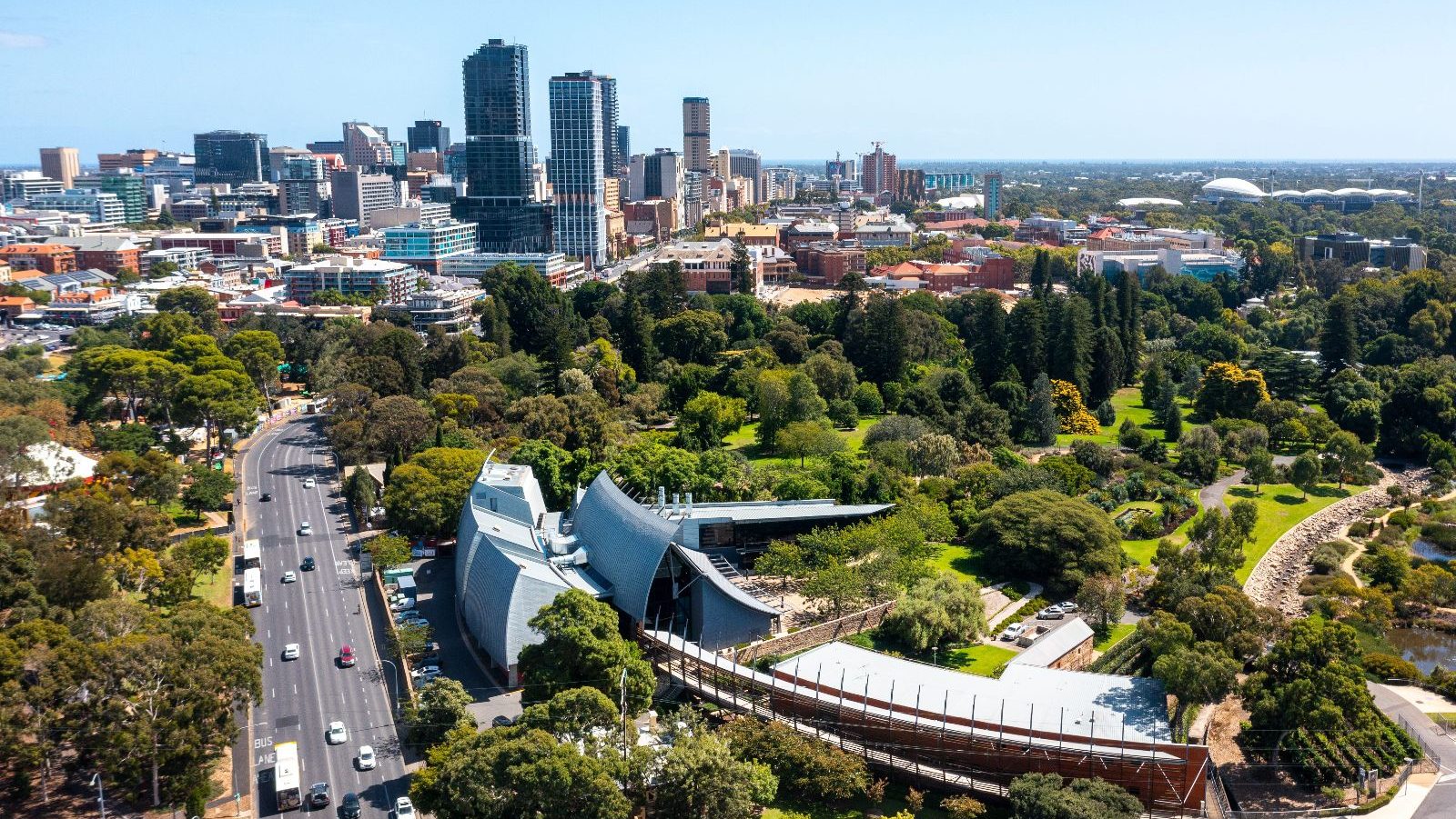 Rondreis Australië, Adelaide, Excursie E-bike tour Adelaide, skyline stad, Tourism Australia Asset Hub