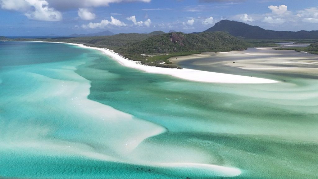 Rondreis Australië, Airlie beach, Excursie Cruise Whitehaven Beach & Whitsunday Islands, turqouise water