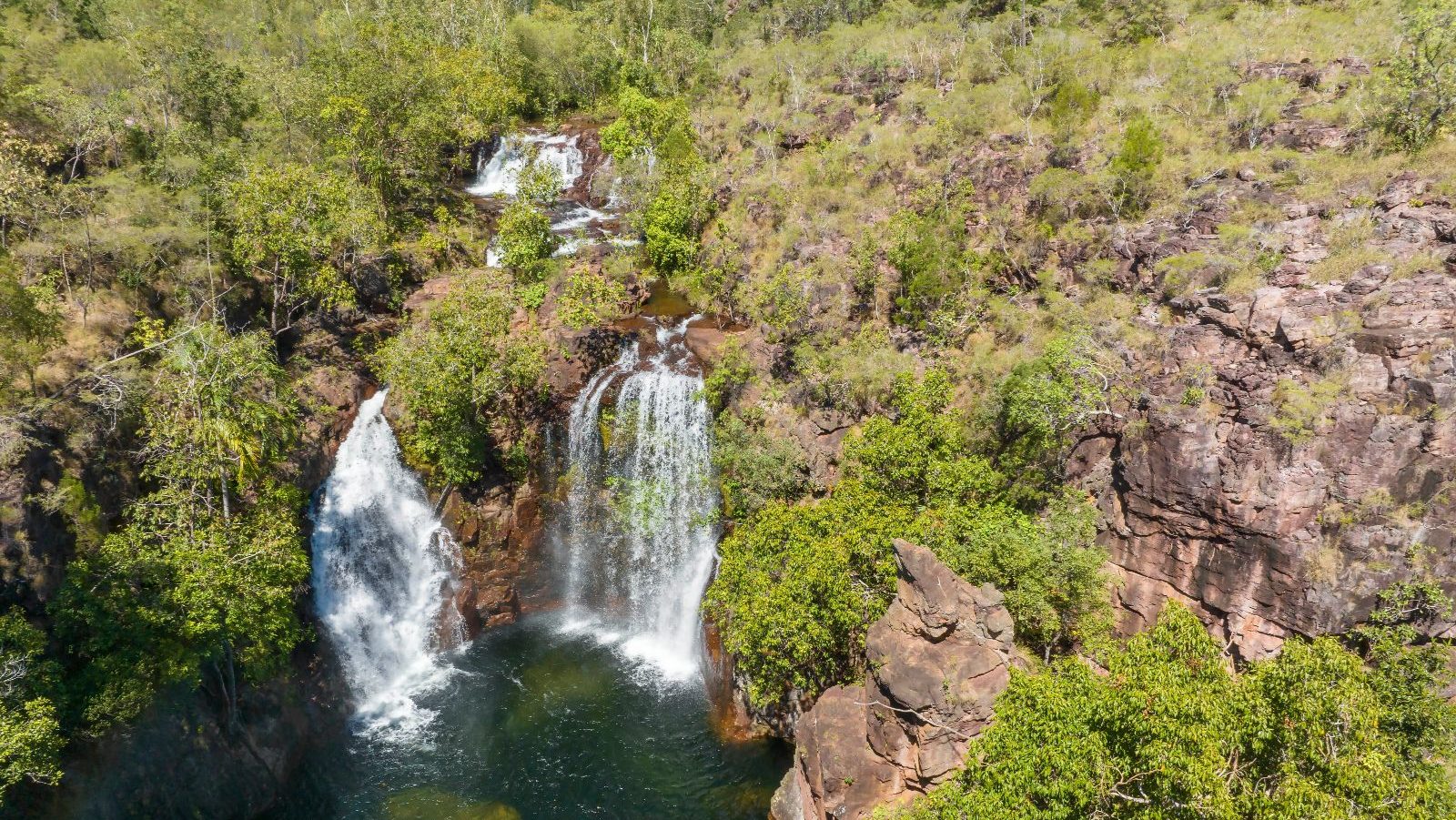 Rondreis Australië, Darwin, Excursie Watervallen Tour Litchfield National Park, Waterval van bovenaf, Tourism Australia Asset Hub
