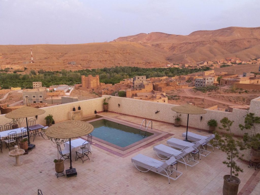 Rondreis Marokko, Dadés Vallei, Ksar Sultan, zwembad, zonsondergang